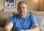 Satisfied customer expressing his excitement after noticing significant improvements in urinary flow and comfort with Flow Care PRO